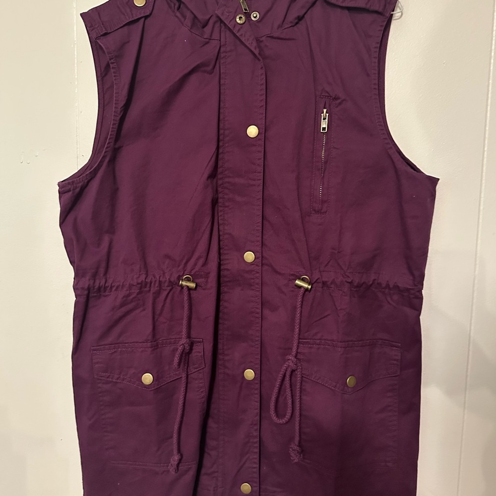 Purple Sleeveless Hooded Vest